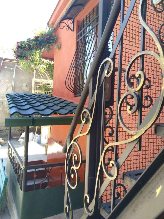Old Tbilisi Tsiskari Apt Exterior foto